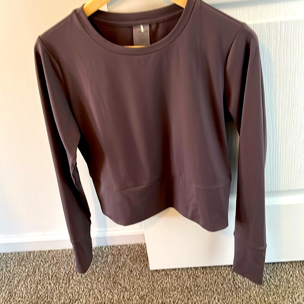 Workout top and pants  never worn